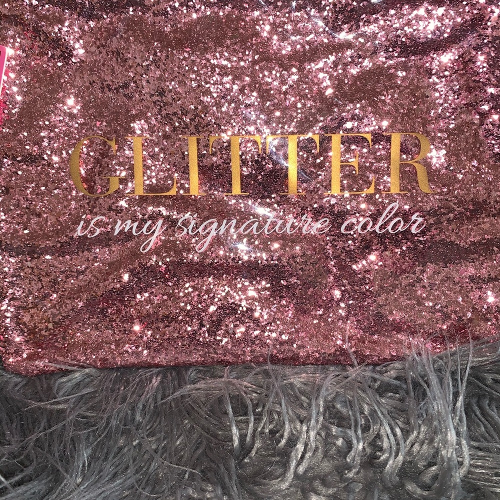 Handbag - Picture 3 of 3